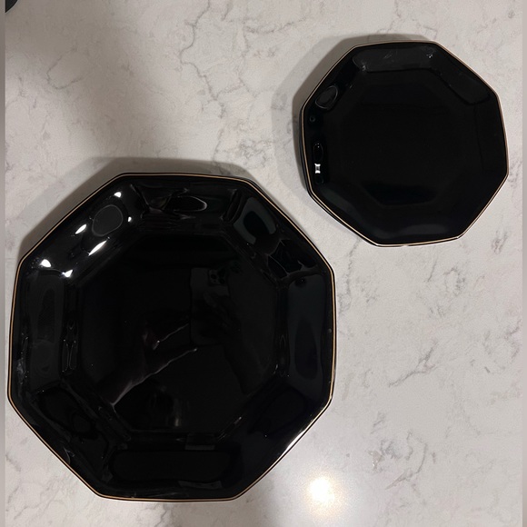 Arcoroc SHANGHAI Black Glass Octagon Dinner & Salad Plates Gold Edge Trim France - Picture 1 of 2